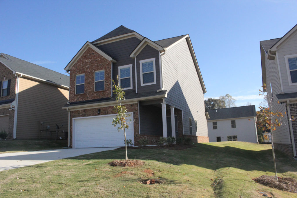212 Sableshire Way Front